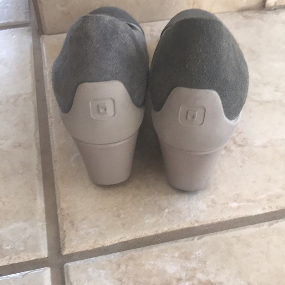 Tsubo gray wedges. - Picture 3 of 8
